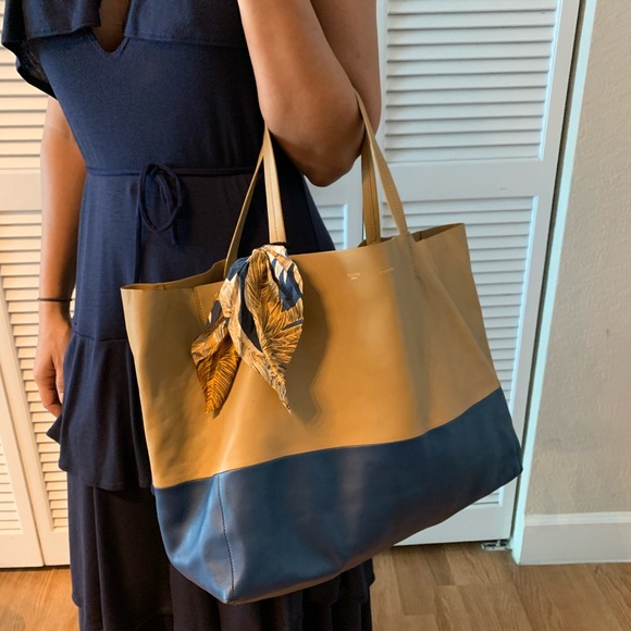 Celine Horizontal Bi-color Cabas - Picture 3 of 13